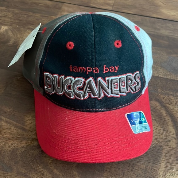 Tampa Bay Buccaneers toddler cap - Picture 1 of 5